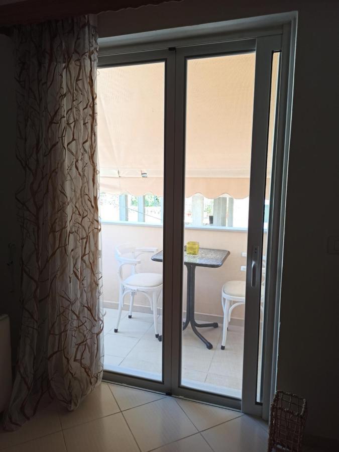 Achilles Apartments Sarande Bagian luar foto