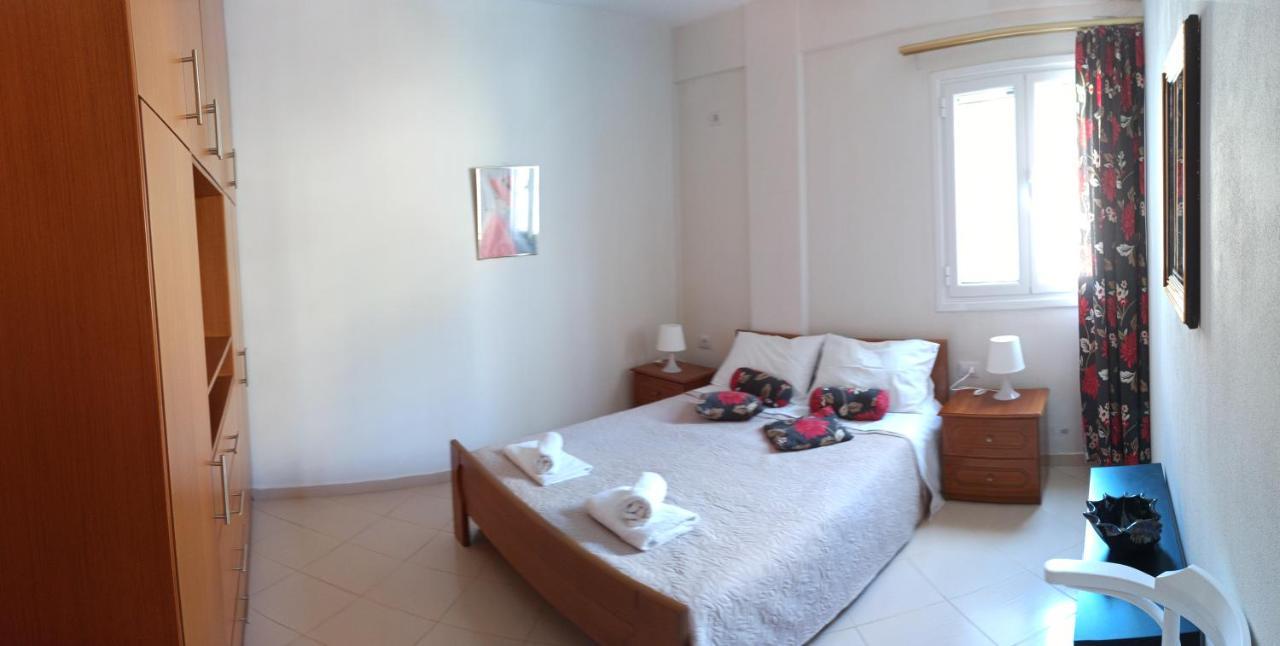 Achilles Apartments Sarande Bagian luar foto