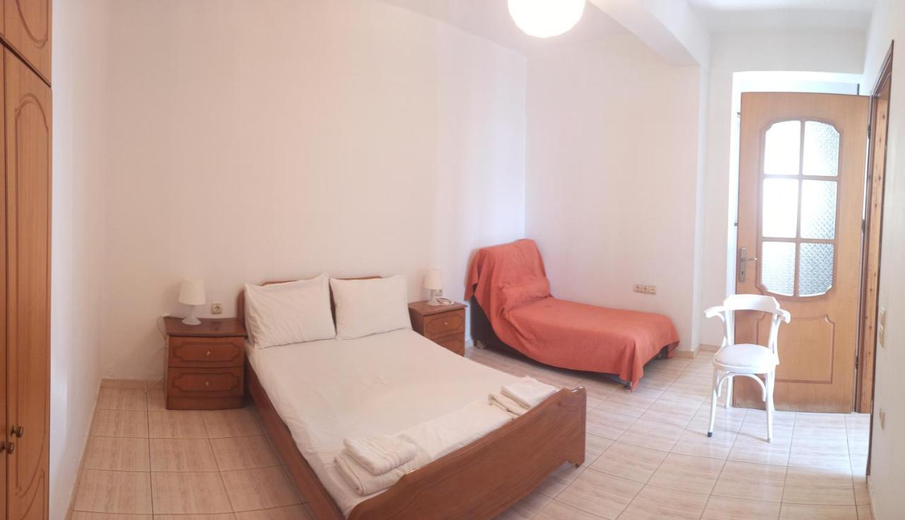 Achilles Apartments Sarande Bagian luar foto