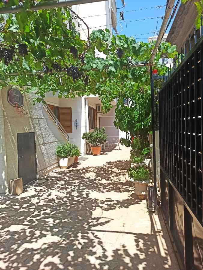 Achilles Apartments Sarande Bagian luar foto