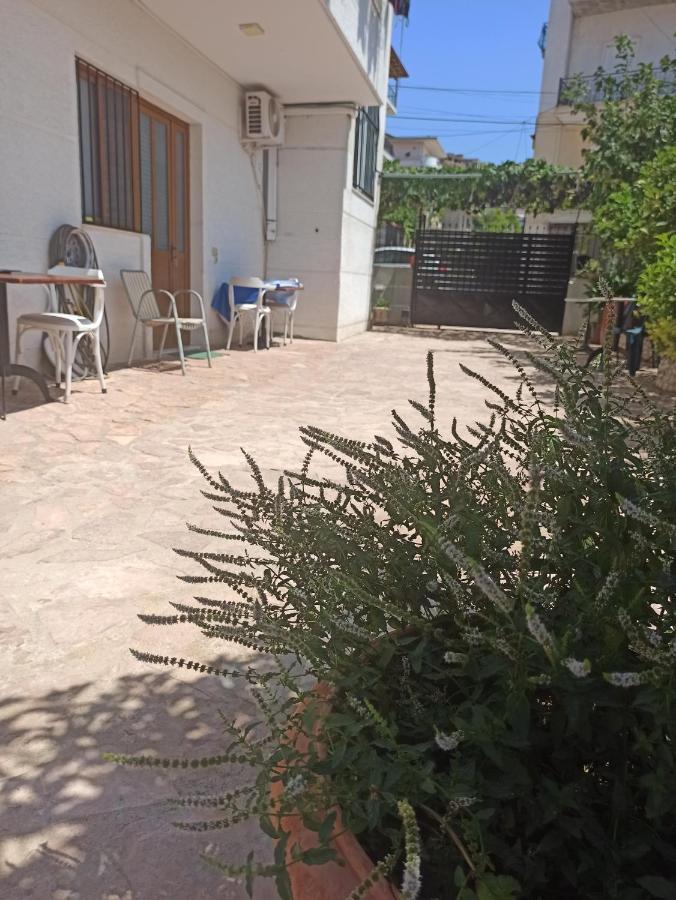 Achilles Apartments Sarande Bagian luar foto