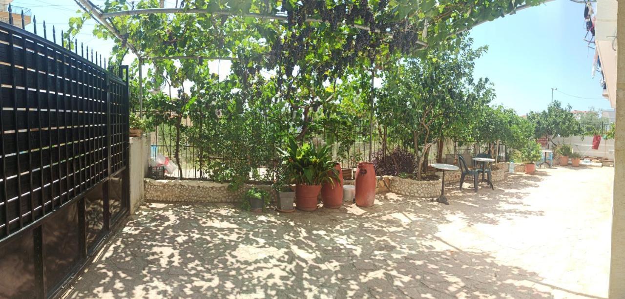 Achilles Apartments Sarande Bagian luar foto
