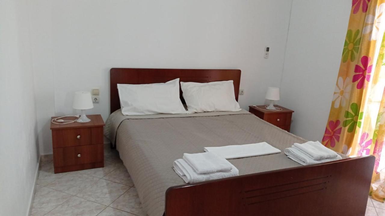 Achilles Apartments Sarande Bagian luar foto