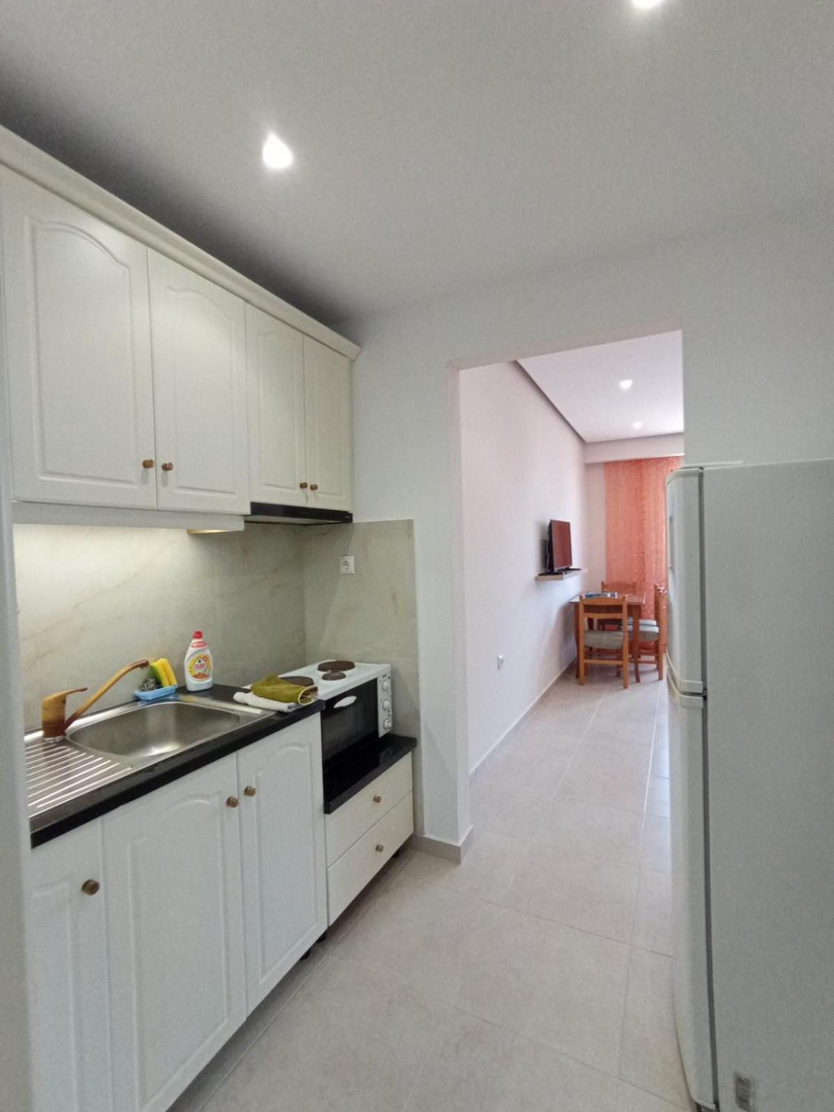 Achilles Apartments Sarande Bagian luar foto