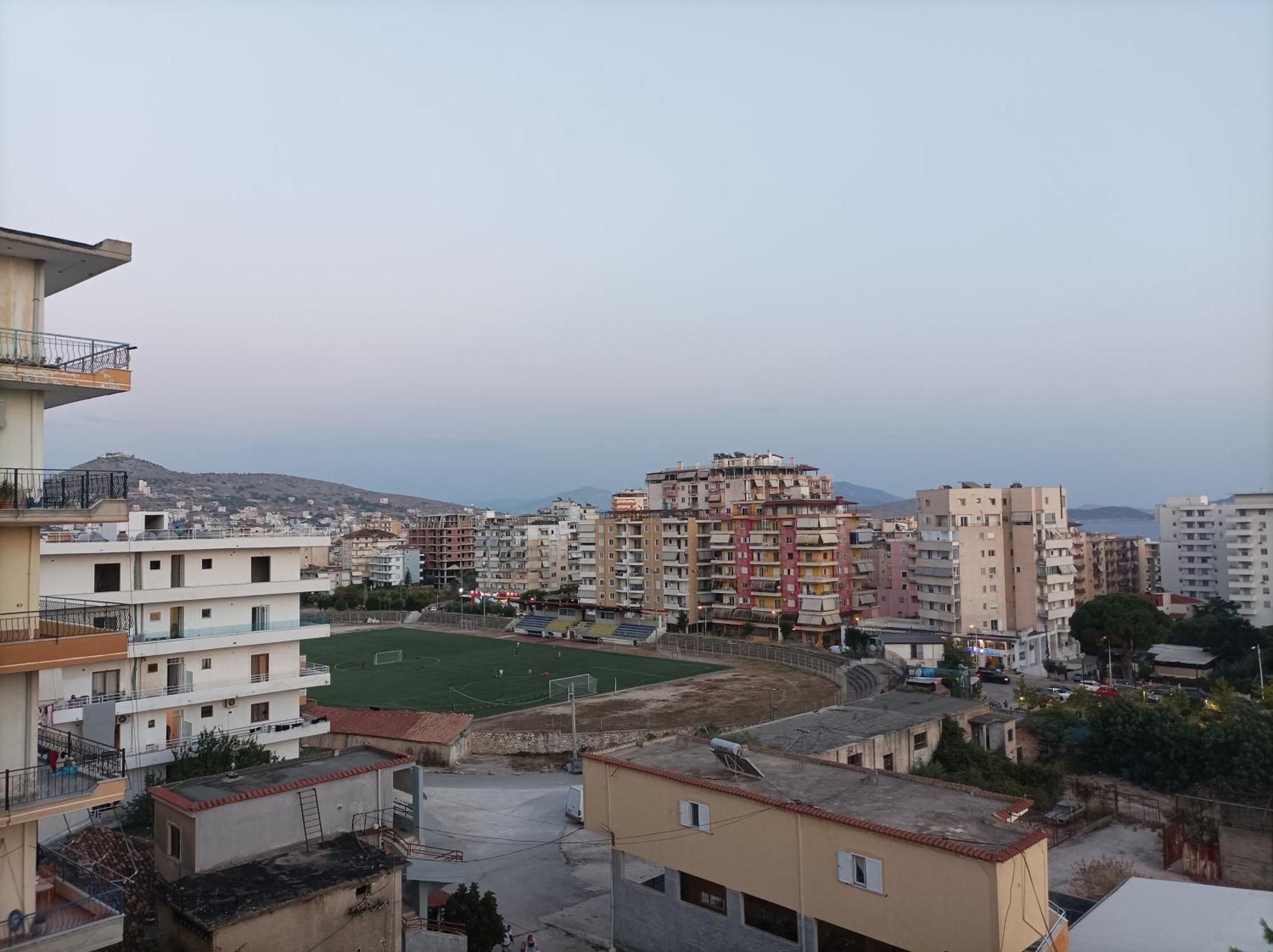 Achilles Apartments Sarande Bagian luar foto