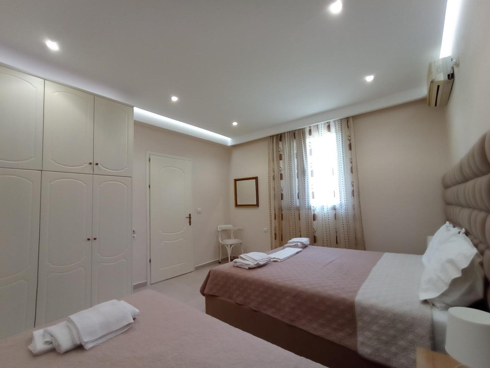Achilles Apartments Sarande Ruang foto