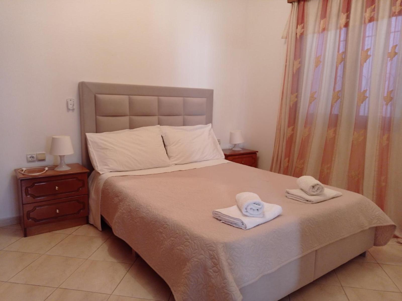 Achilles Apartments Sarande Ruang foto