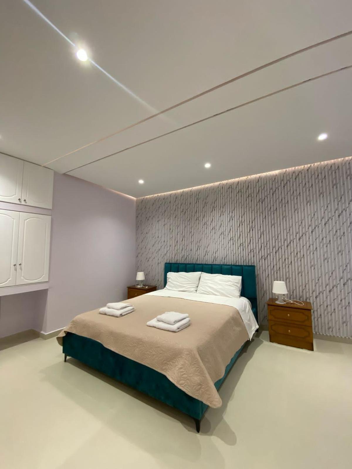 Achilles Apartments Sarande Bagian luar foto