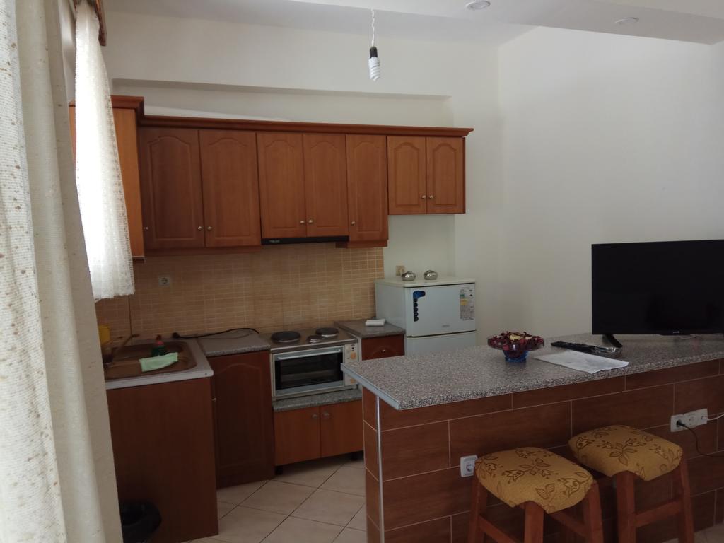 Achilles Apartments Sarande Bagian luar foto